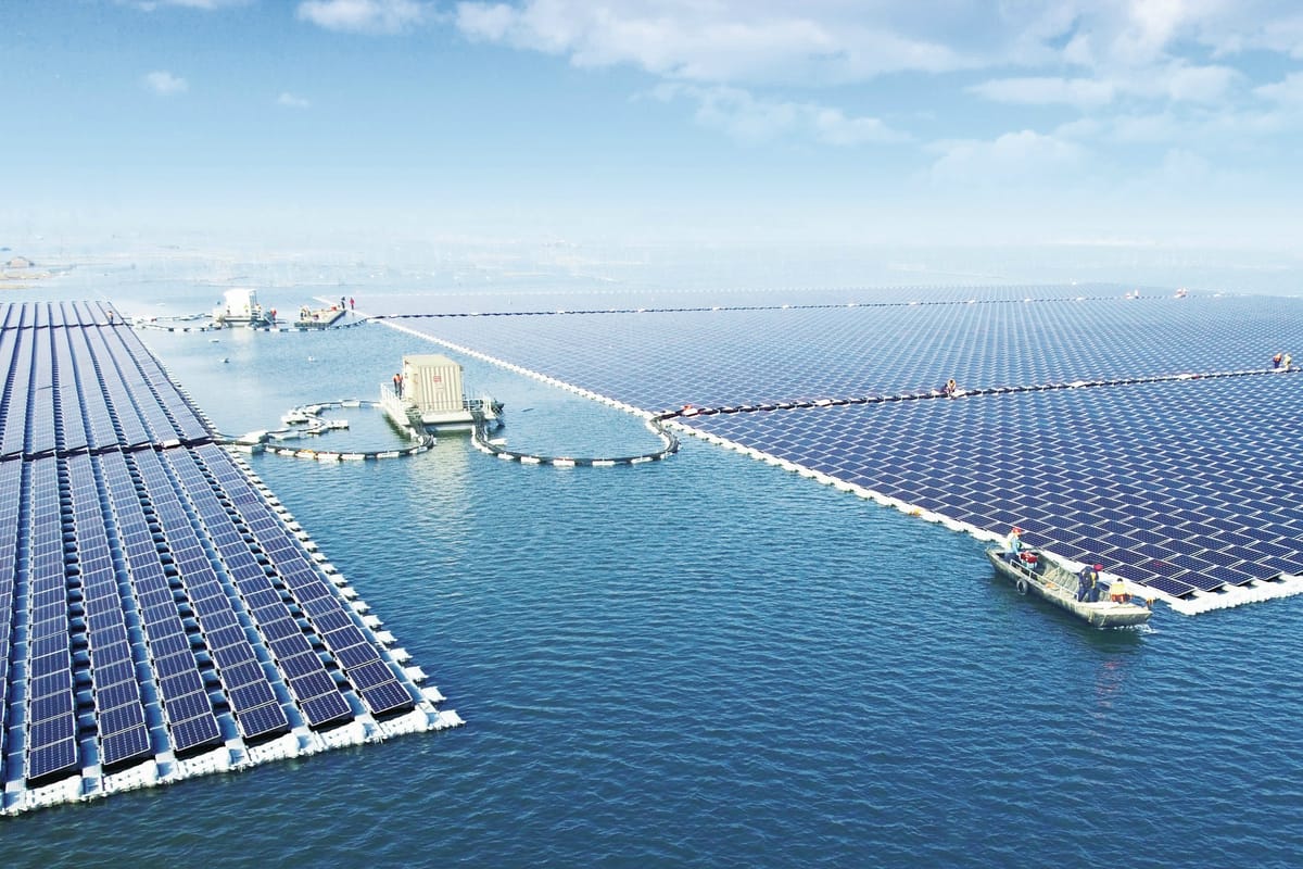 China avanza hacia el liderazgo energético global ante el declive de los yacimientos en Estados Unidos