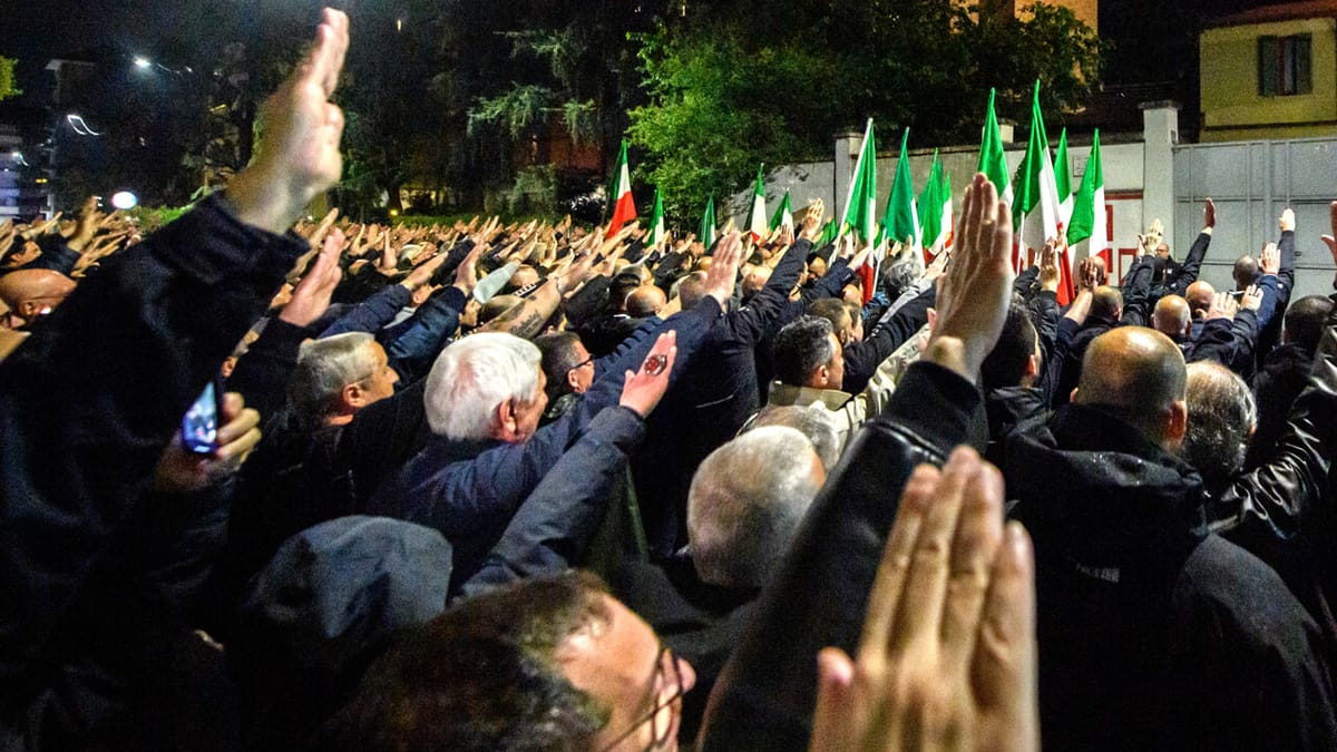2.000 fascistas marchan en un homenaje en Milán