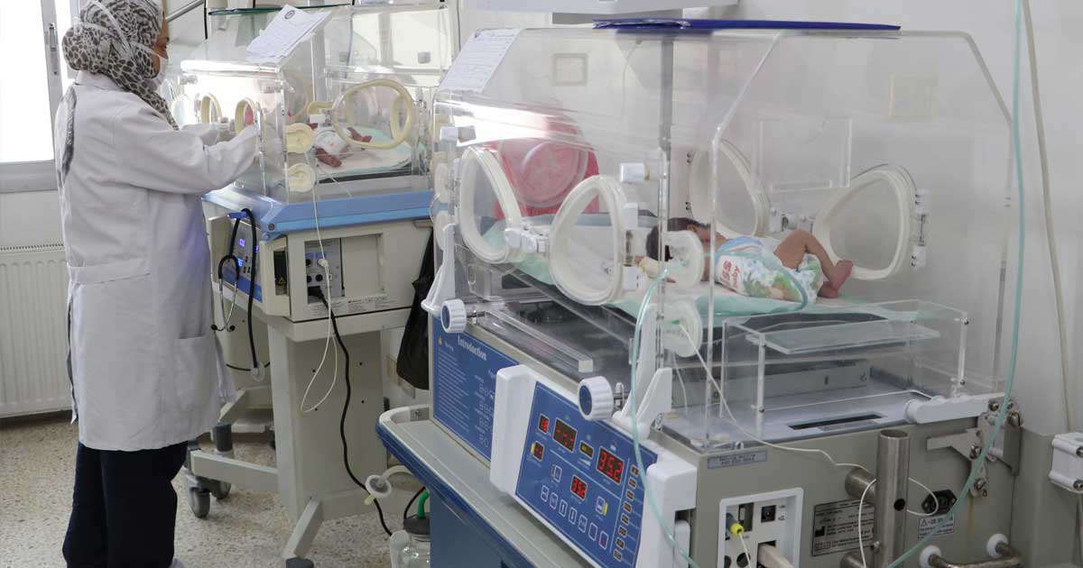 1,5 millones de bebés mueren al año por falta de incubadoras