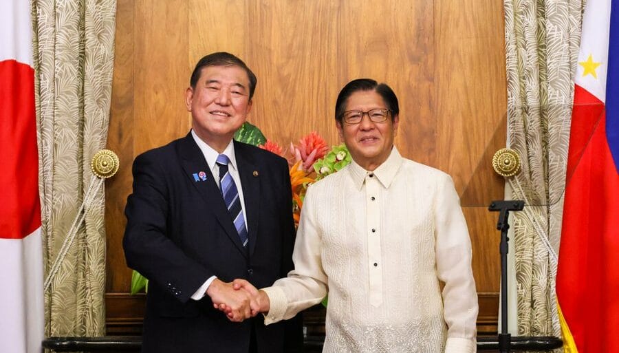 Japón y Filipinas inician negociaciones para ampliar cooperación militar