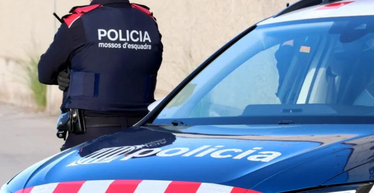 Antidisturbios patrullan las calles en una prueba piloto en Tarragona