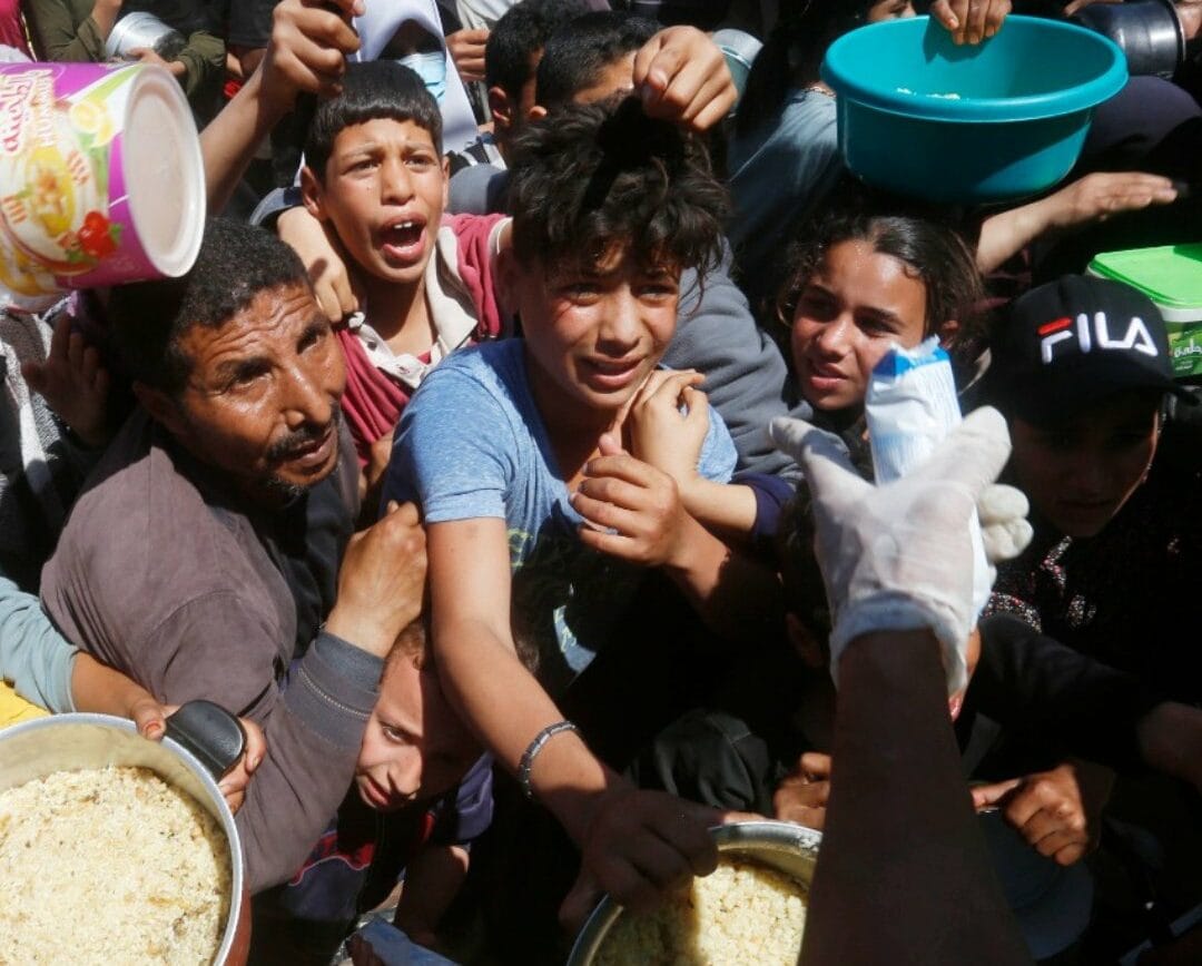 El 80% de la población de Gaza depende de comedores sociales para alimentarse