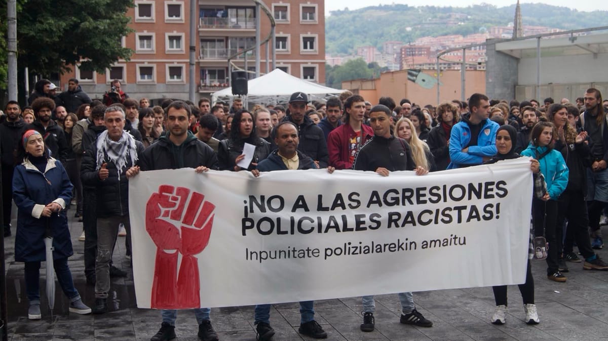 Protesta contra la violencia policial racista en Bilbo