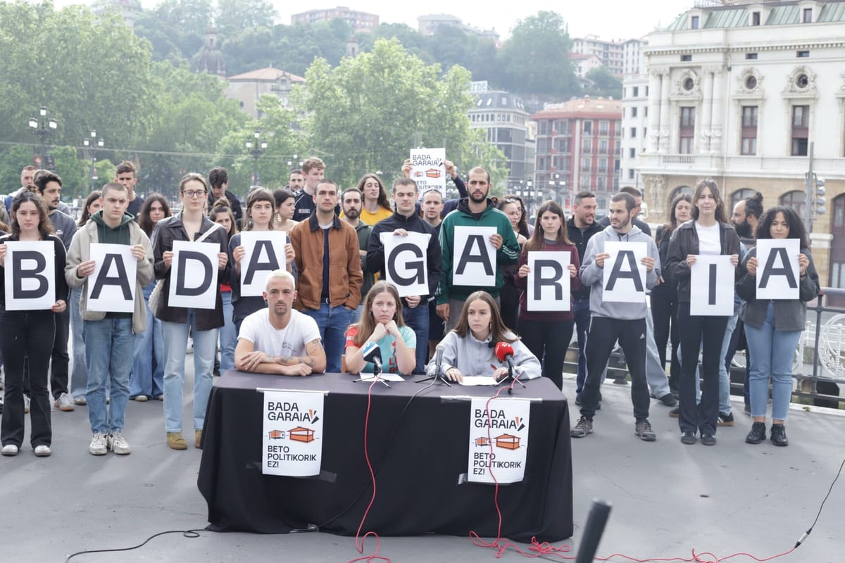 "¡Ya va siendo hora, no a los vetos políticos!"