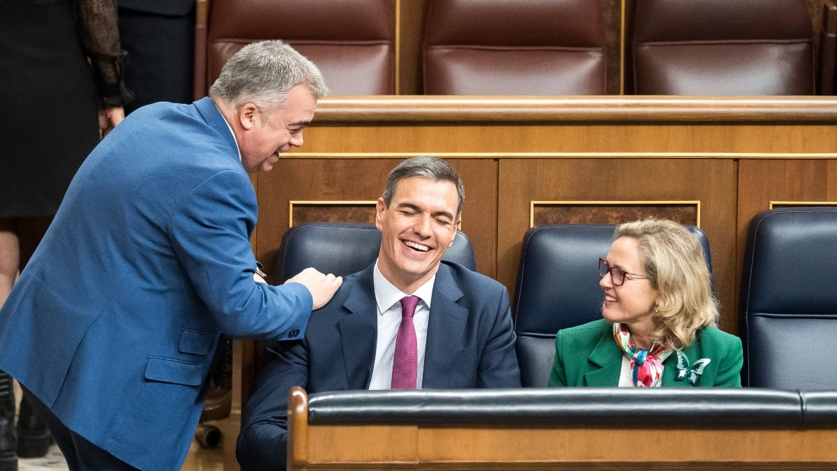 Un colaborador del PSOE asegura que Sánchez y Cerdán lideran una operación para obtener información de la UCO