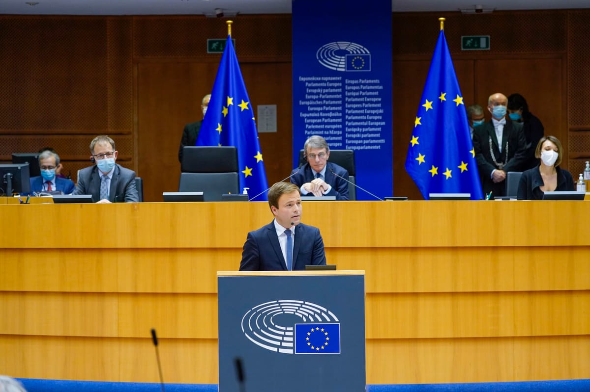 Un "bloqueo político" evita ratificar la ley electoral europea de 2018 en el Estado español, según la Eurocámara