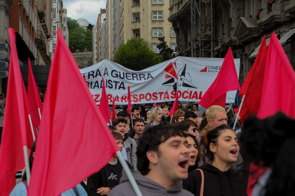 Creba Socialista se moviliza en A Coruña con un Primero de Mayo contra la guerra imperialista