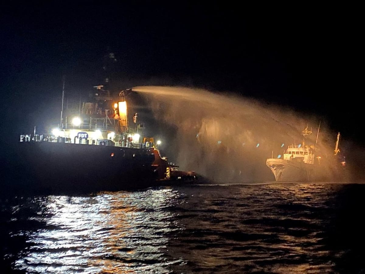 Ataque con drones contra la Flotilla de la Libertad en aguas internacionales frente a Malta
