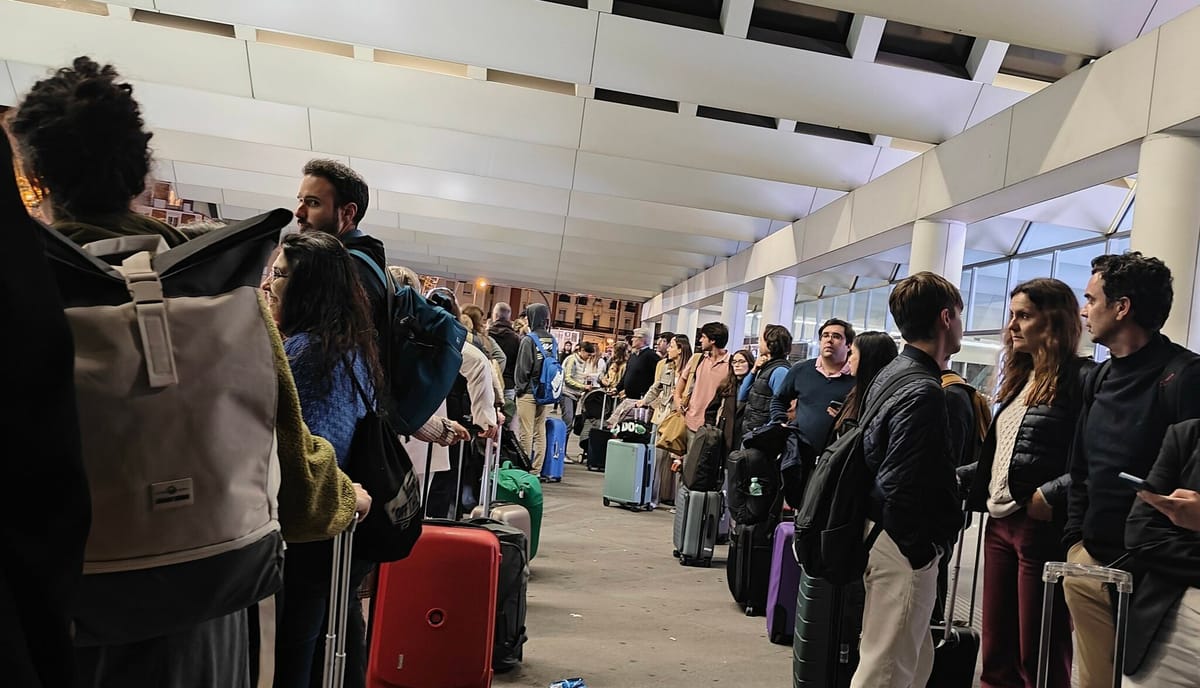 Más de 10.000 viajeros afectados por robo de cable en la línea AVE Madrid-Sevilla