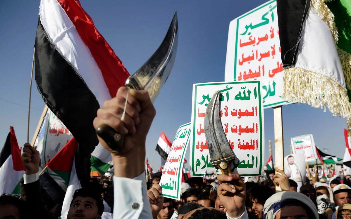 Estados Unidos suspende ataques aéreos en Yemen