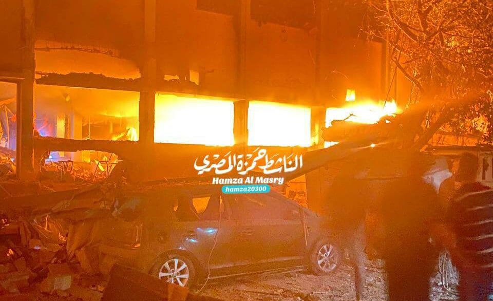 Masacre israelí en una escuela-refugio en Gaza City: al menos 30 muertos