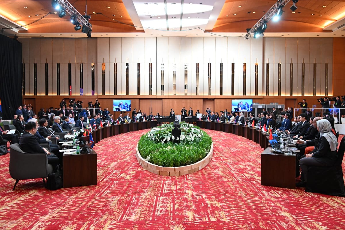 La ASEAN solicita a Trump negociar aranceles tras su imposición a exportaciones del Sudeste Asiático