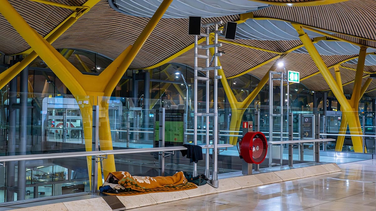 Aena pide una reunión urgente a Almeida por la crisis en Barajas y el alcalde condiciona su participación