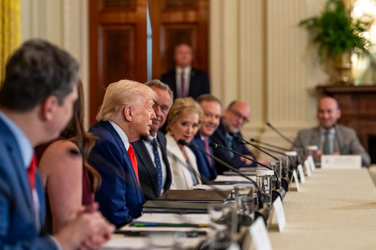 Trump autoriza alianza entre Nippon Steel y US Steel tras bloquear su fusión inicial