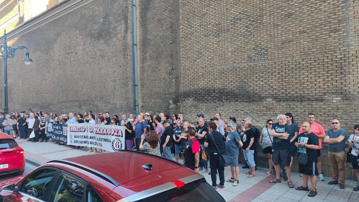 Concentración en Zaragoza para señalar la responsabilidad del Gobierno español en el encarcelamiento de los 6 de Zaragoza