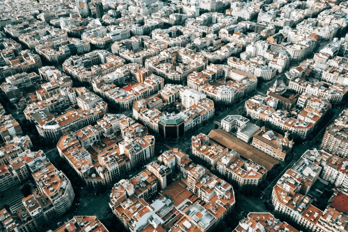La compraventa de viviendas crece un 40,6% en marzo y alcanza su mayor nivel desde 2007