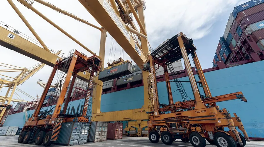 Un juzgado de Barcelona investiga a dos capitanes de Maersk por presunto envío de armas para Israel