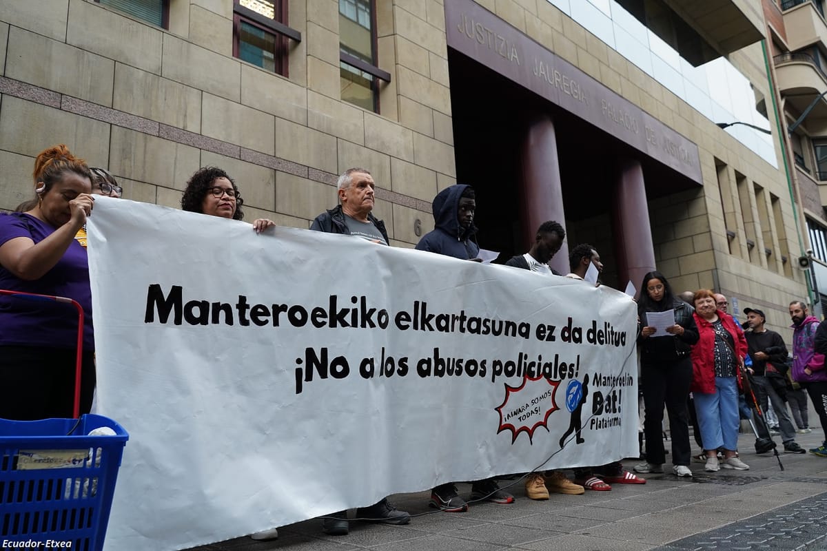 Mantienen las peticiones de prisión por intentar evitar la detención de un vendedor ambulante en Bilbo