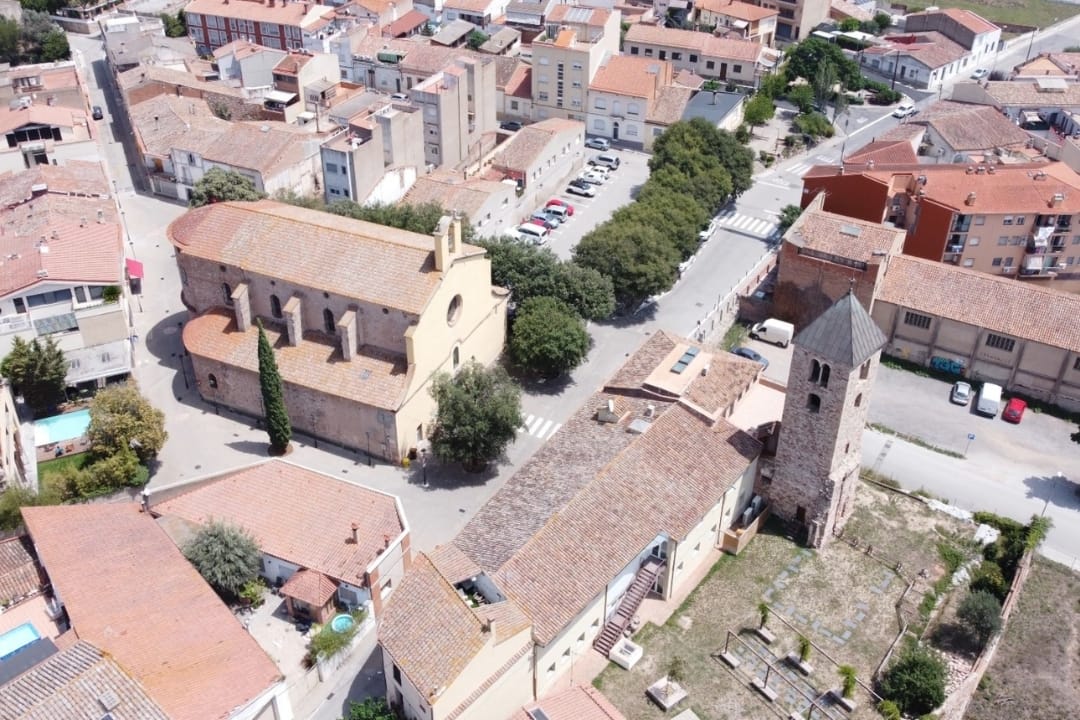 Un hombre asesina al hijo de su pareja y se suicida en Barcelona