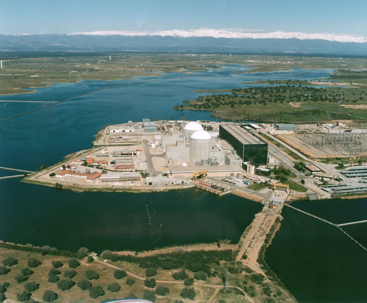 Moncloa tramitará una prórroga para la central nuclear de Almaraz si la solicitan las empresas