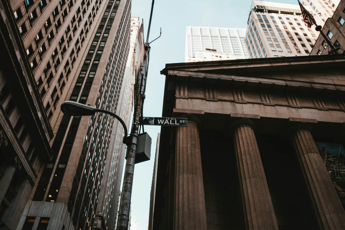 Wall Street sube tras el anuncio de alto el fuego entre Israel e Irán
