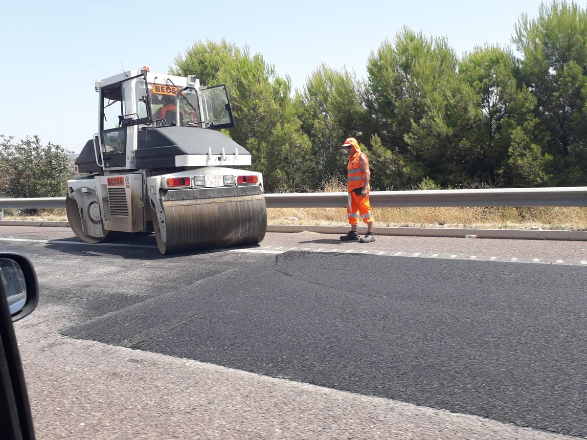 La siniestralidad laboral aumenta un 17,4% durante las olas de calor, según datos oficiales