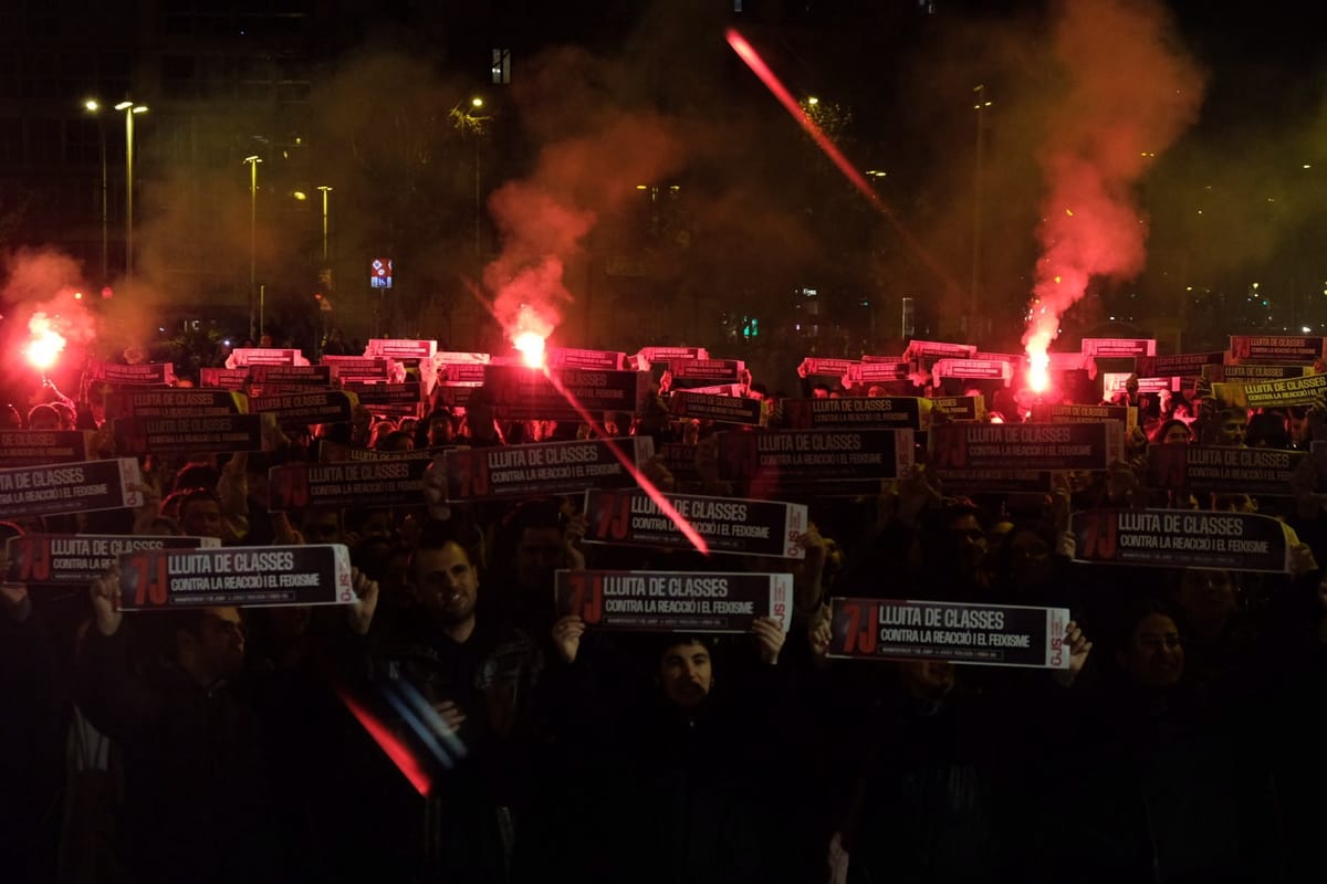 7J: "La juventud trabajadora en primera línea"