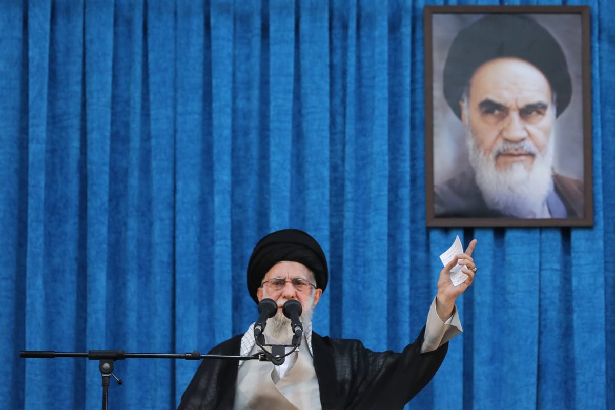 Khamenei advierte a EEUU de “consecuencias irreparables” si ataca Irán