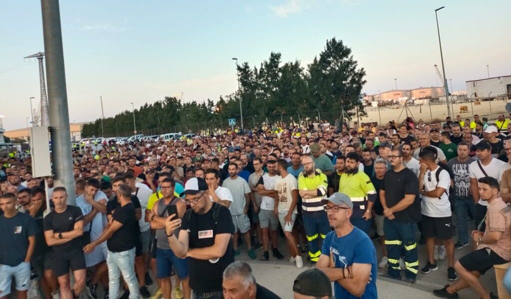 La Asamblea Unitaria del metal de Cádiz rechaza el convenio y mantiene la huelga indefinida