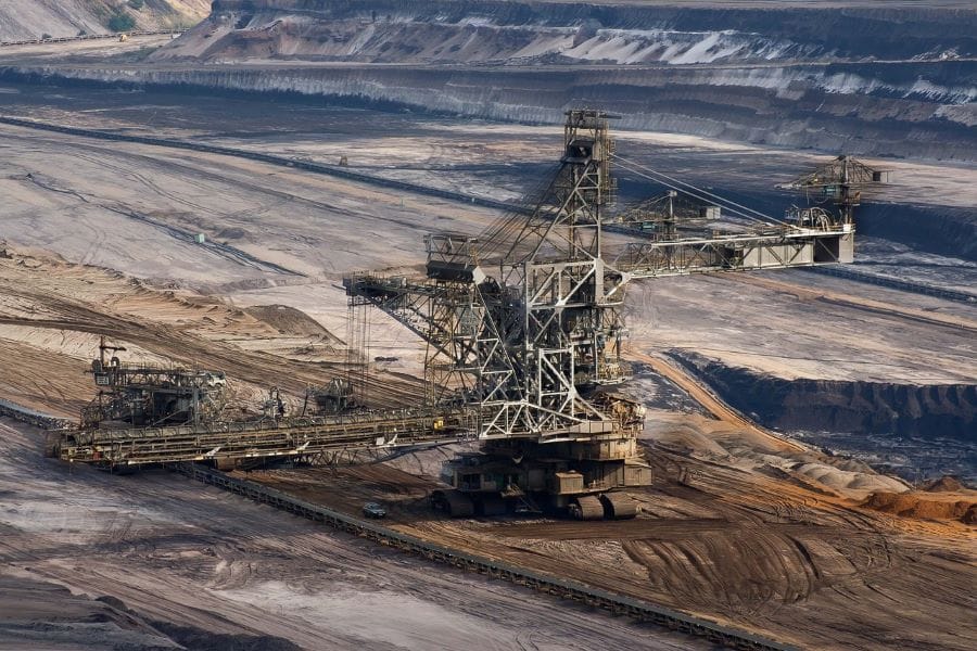 La UE busca minerales críticos fuera de Europa para reducir su dependencia de China