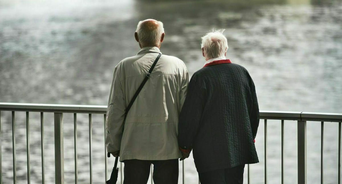 La edad mediana en la UE alcanza los 44,7 años, consolidando el envejecimiento demográfico del continente