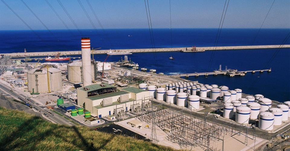 El Banco Europeo de Inversiones impulsa la financiación del interconector eléctrico en el Golfo de Bizkaia