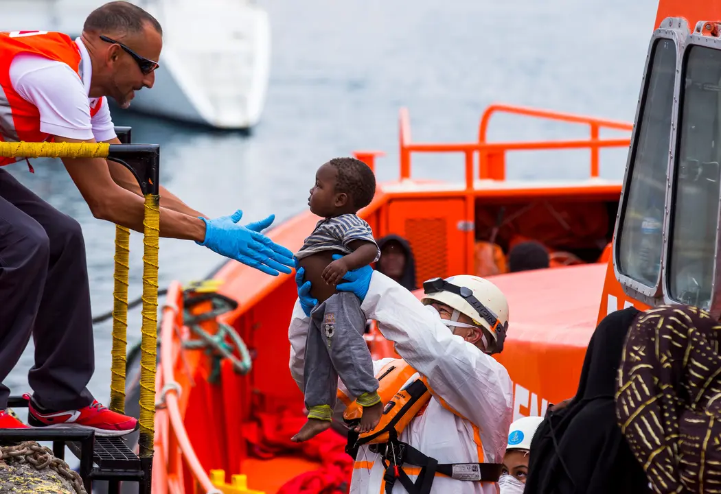 El bloqueo político atasca el reasentamiento de menores migrantes y agrava la crisis en Canarias