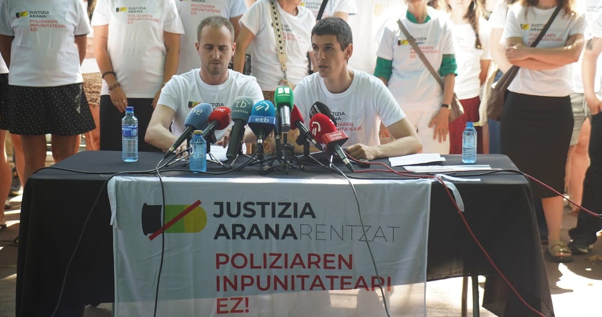 Presentan en Bilbo la plataforma 'Justizia Aranarentzat', contra la impunidad y los abusos policiales
