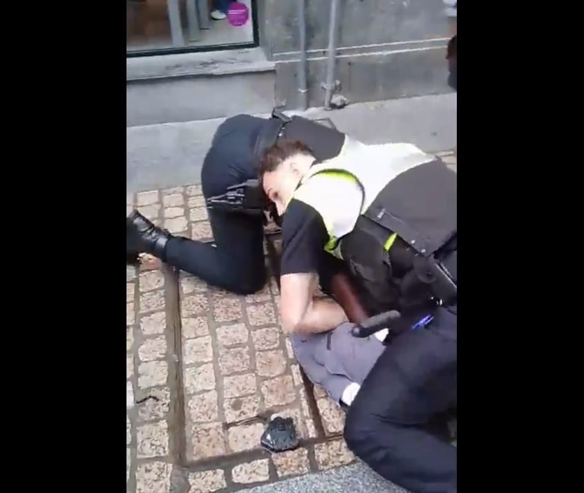 Otro ataque racista de la Policía Municipal de Bilbao