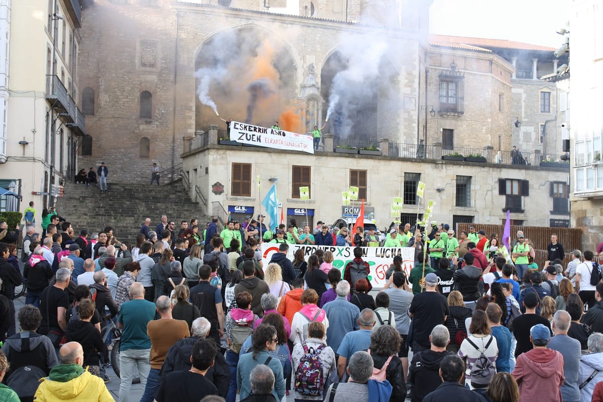 Jardineros de Gasteiz mantienen la huelga tras nueva reunión sin acuerdo