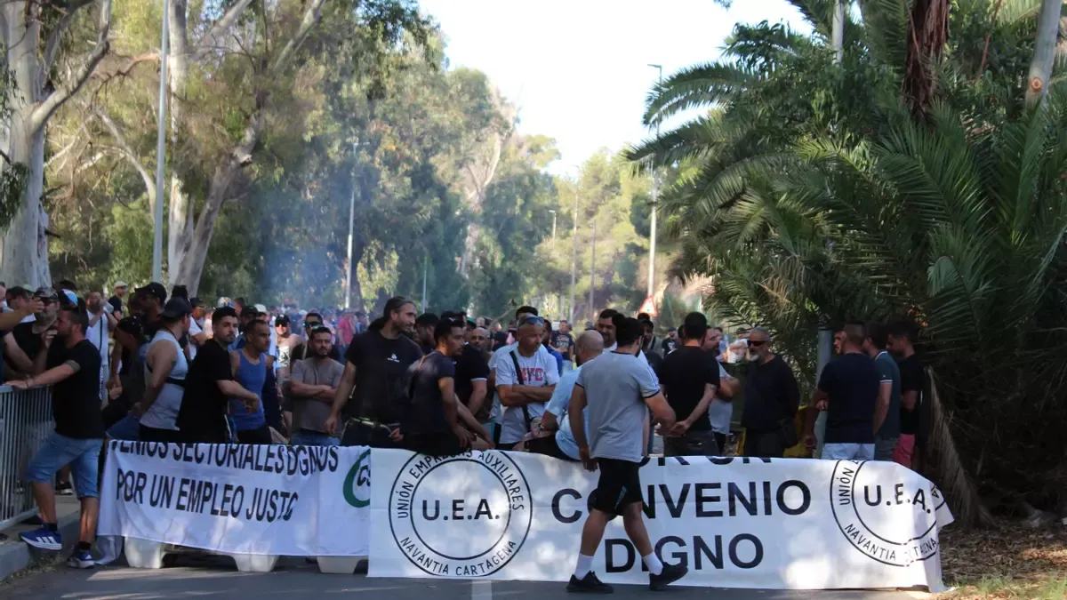 Detenidos cuatro trabajadores de la industria auxiliar de Navantia en Cartagena durante la huelga
