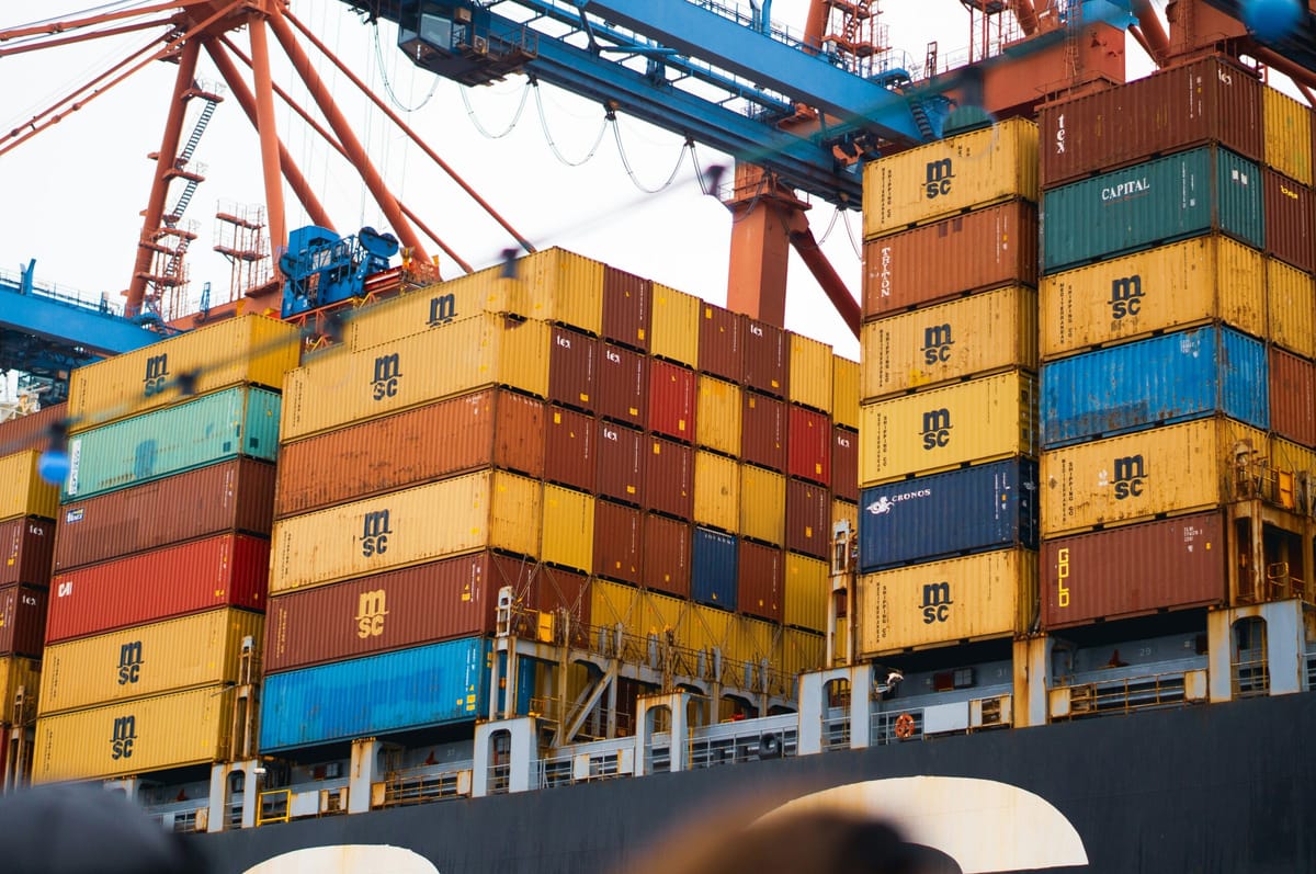 China acelera su comercio exterior y dispara exportaciones de tierras raras tras pactar con EE.UU.