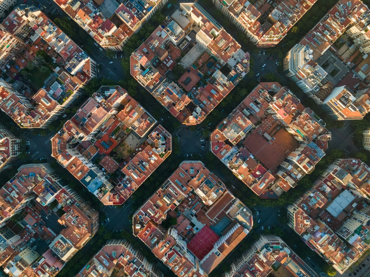 Un trabajador necesita 52 años de salario para comprar una vivienda en el Estado español