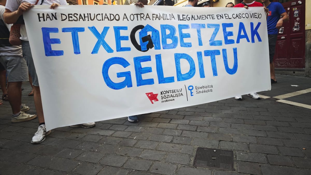 Vecinos de Mercaderes 18 denuncian que Vidaurre Group planea convertir sus viviendas en pisos turísticos