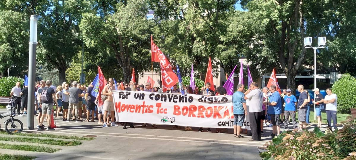 Comienza la huelga indefinida de las villavesas a cinco días del inicio de los Sanfermines