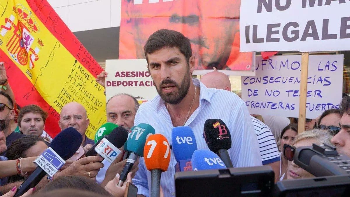 La Fiscalía investiga al presidente de Vox en Murcia por incitación al odio tras sus declaraciones sobre Torre Pacheco
