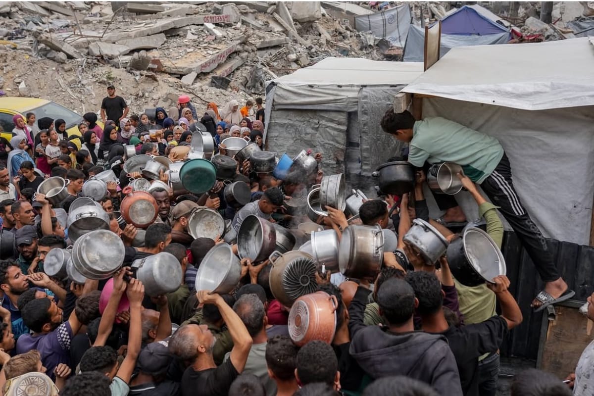 Israel intensifica bombardeos en Gaza, Líbano y Yemen