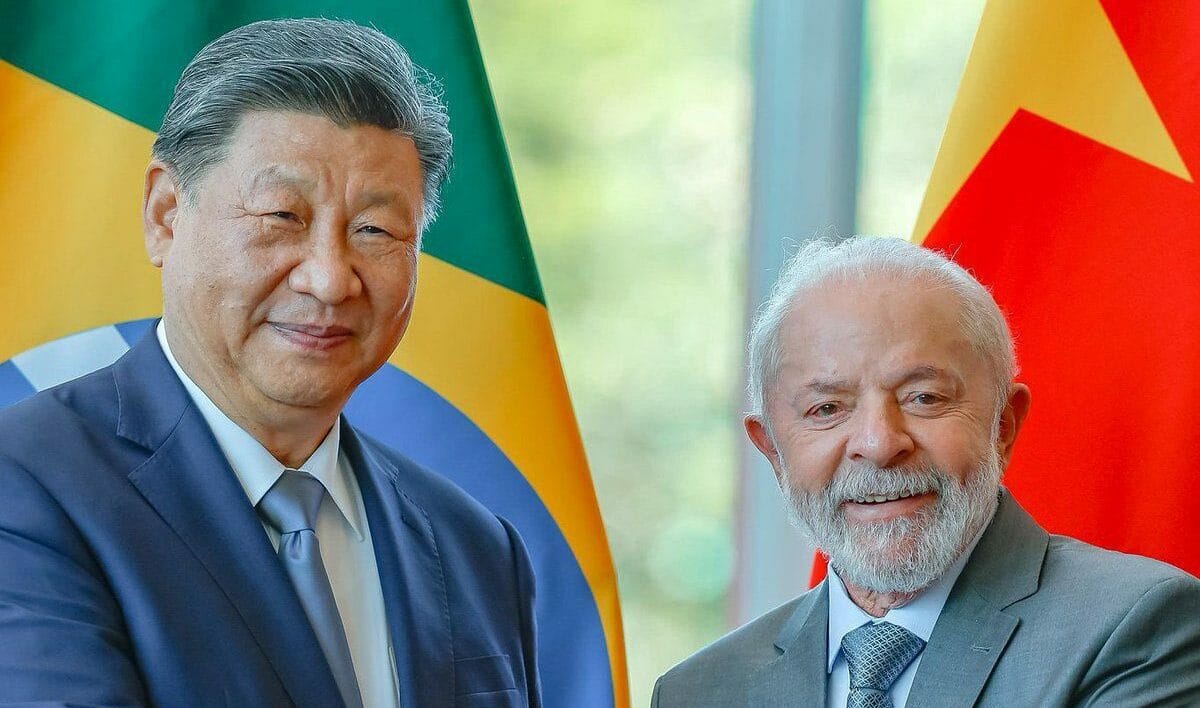 Brasil abrirá una oficina fiscal en China para fortalecer su relación económica