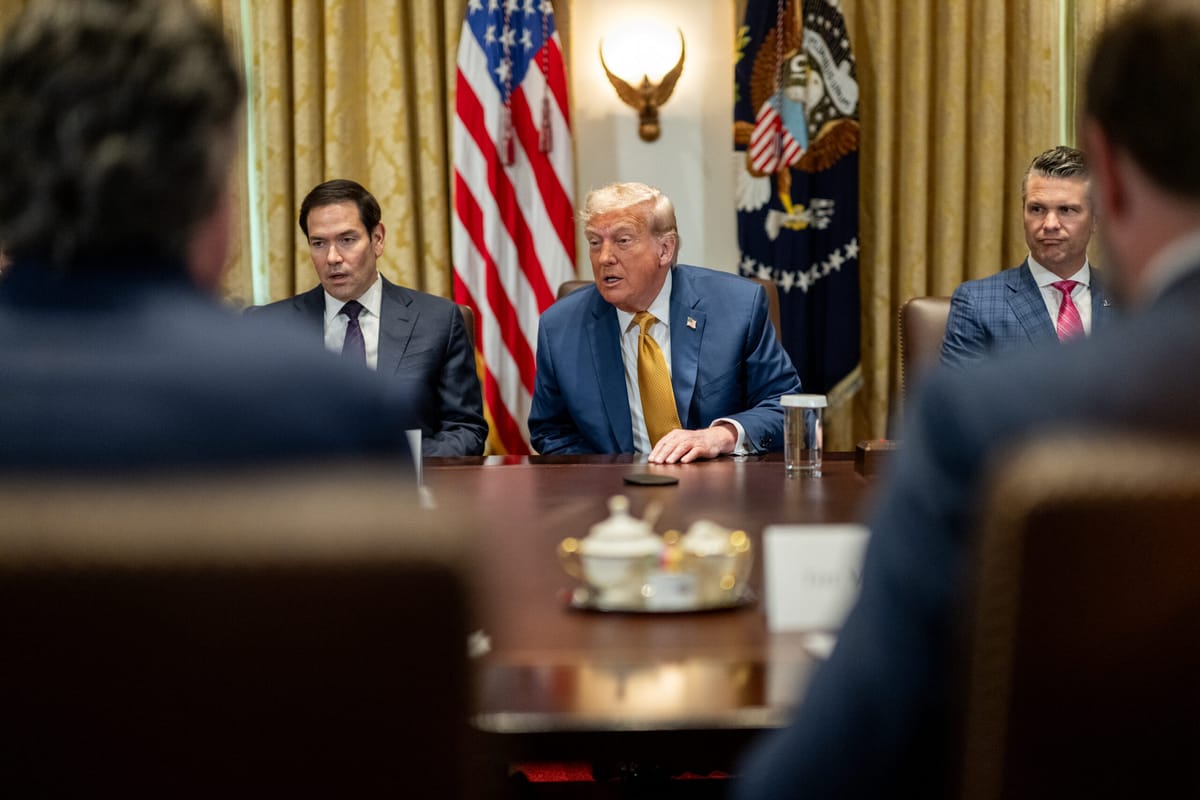 Trump impone un arancel del 50% a Brasil en respuesta al juicio contra Bolsonaro