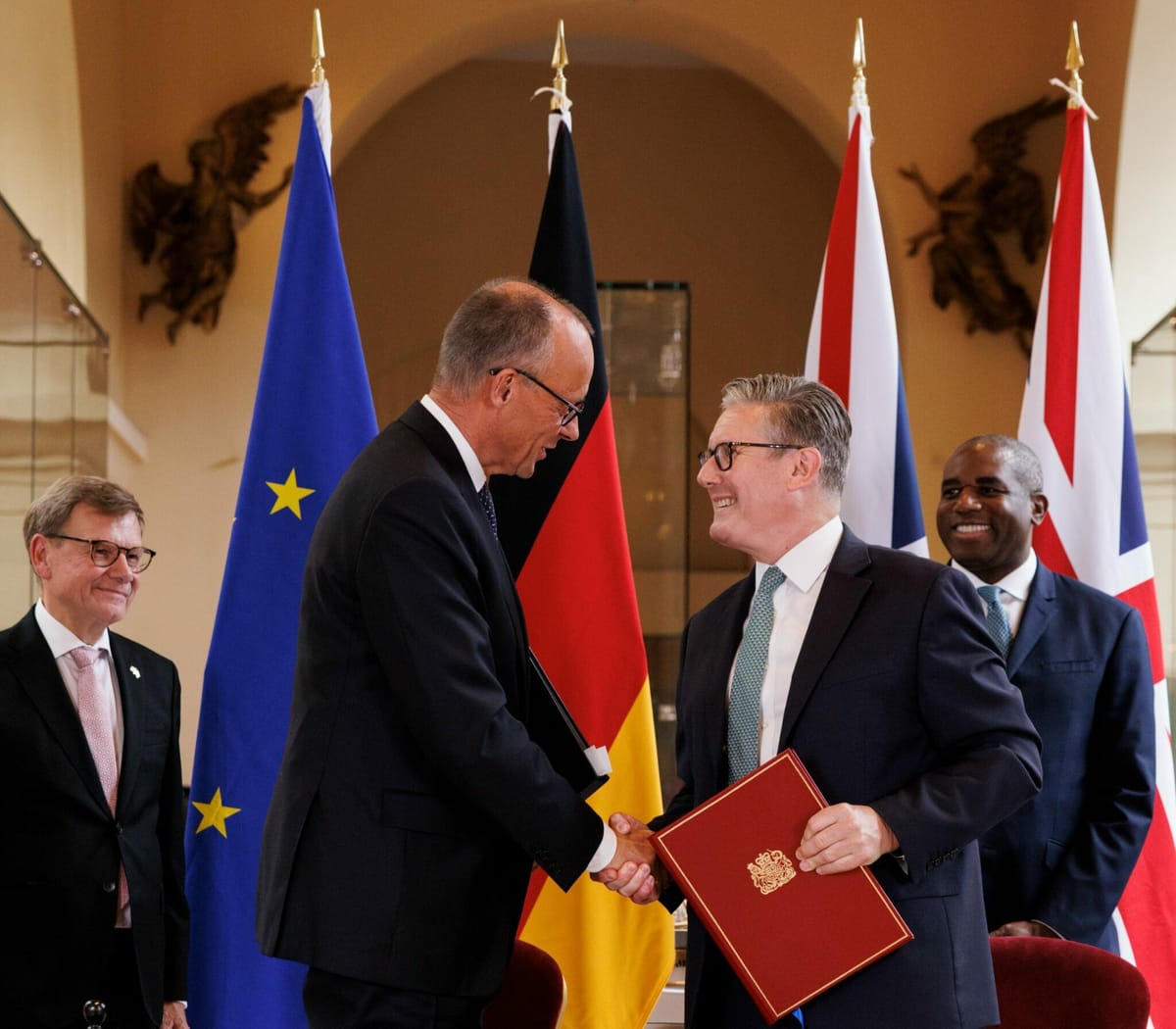 Reino Unido y Alemania firman su primer tratado militar bilateral desde la Segunda Guerra Mundial