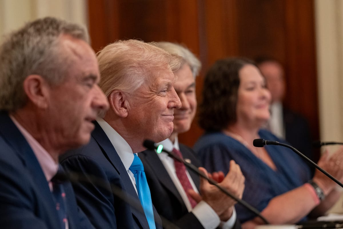 Trump impone aranceles del 50% a Brasil y la India, y acuerda 15% con Corea del Sur