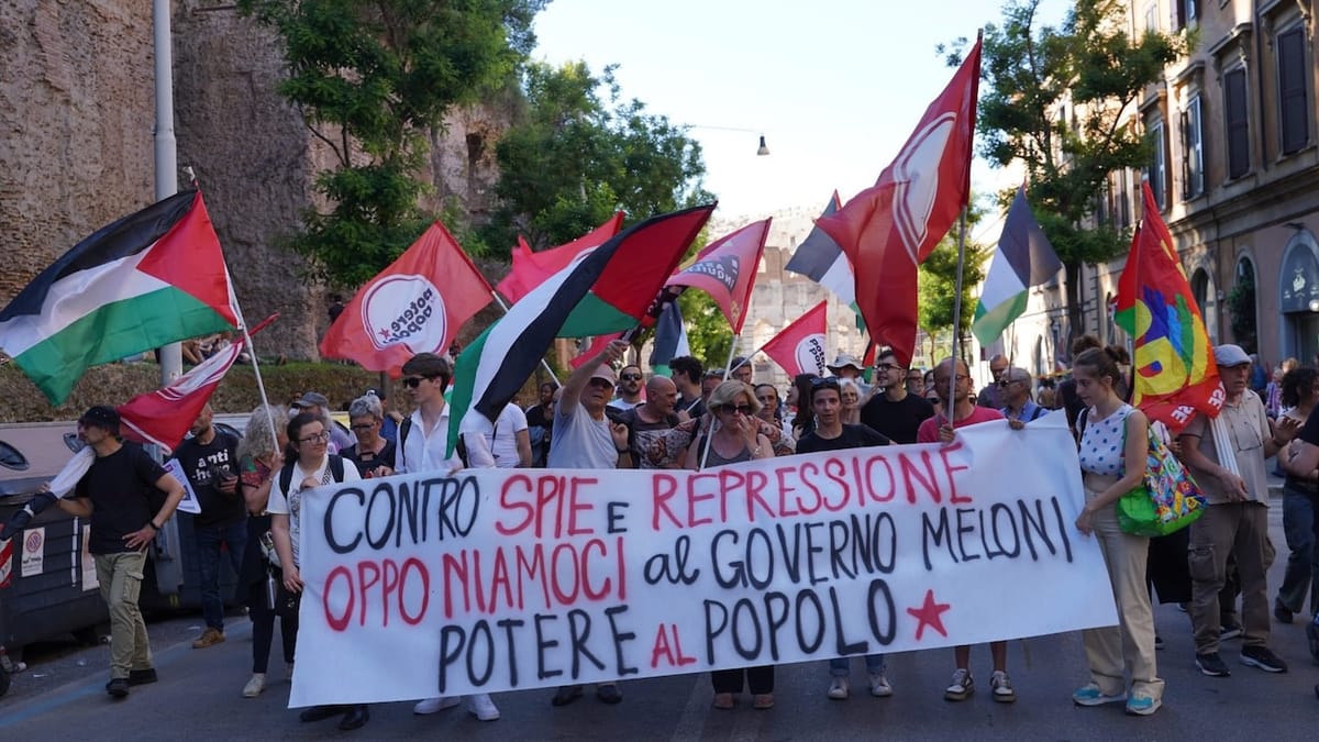 Cinco agentes de la policía italiana infiltrados en Potere al Popolo durante ocho meses en cuatro ciudades