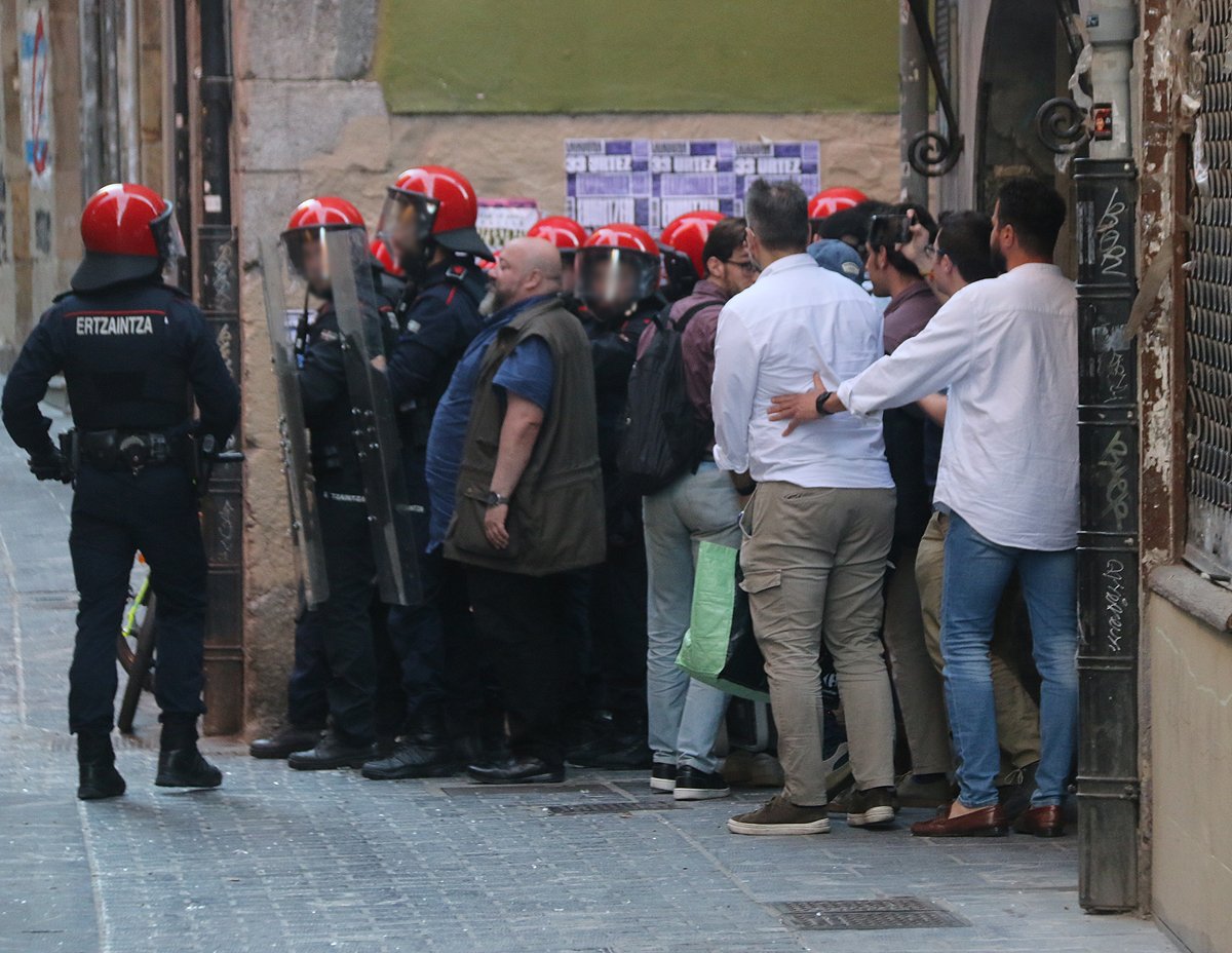 35 personas a juicio en Euskal Herria por protestar contra actos de Vox