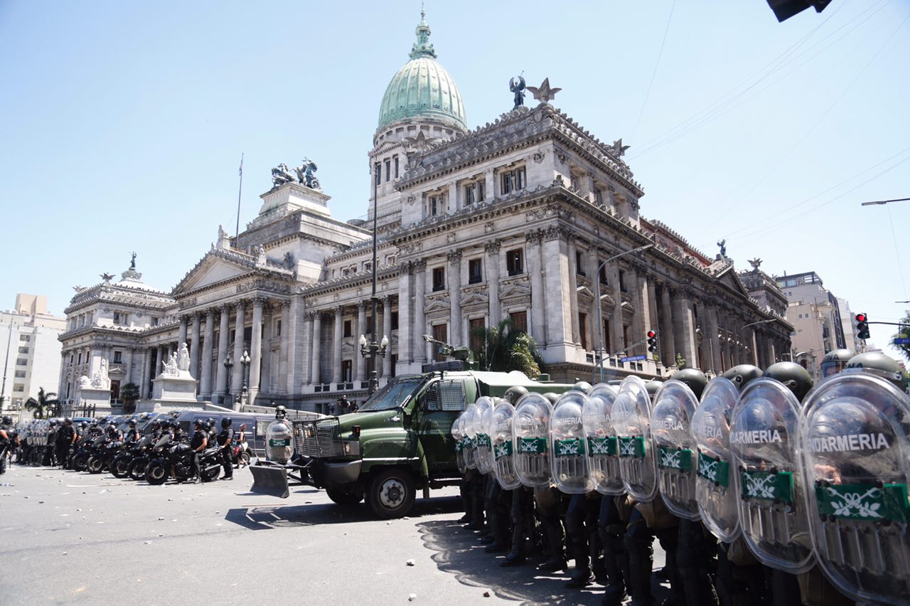 Represión en Argentina: 1.146 heridos y 430 muertos en 2024